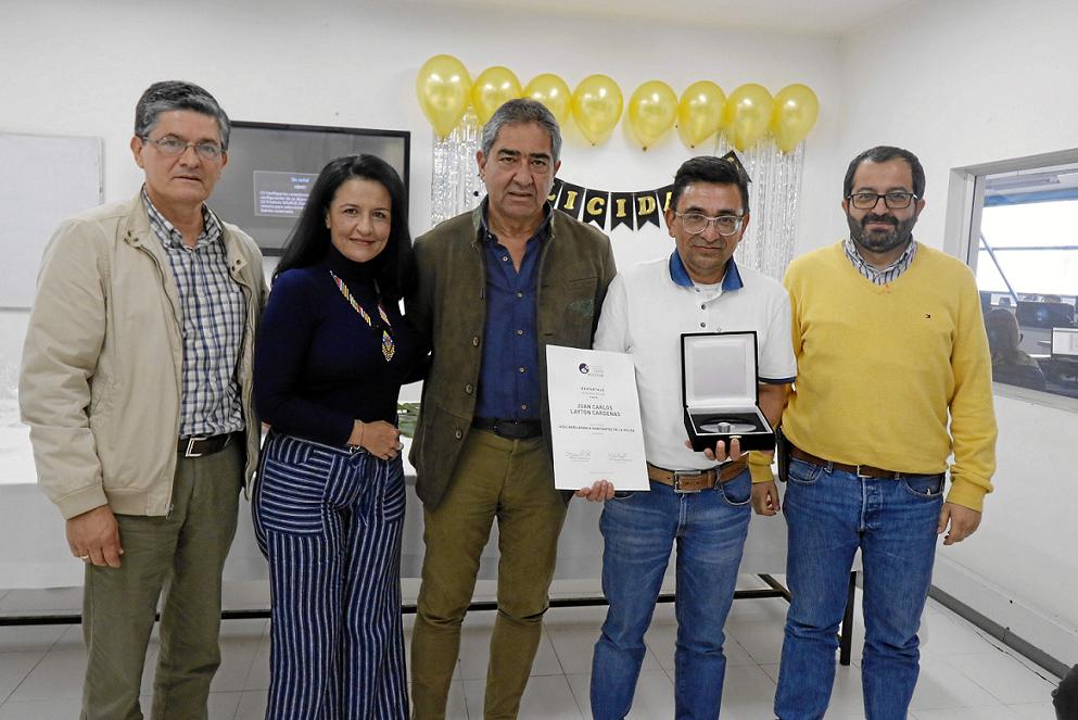 Rubén Darío Gil, María del Pilar García, Jorge Hernán Botero, Juan Carlos Layton y Fernando Ramírez. Rubén Darío Gil, María del Pilar García, Jorge Hernán Botero, Juan Carlos Layton y Fernando Ramírez.