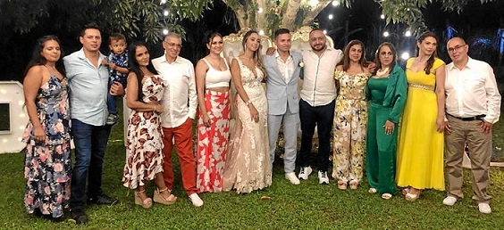 Daniela Quiceno, Diego Garzón, el niño Luis Miguel Garzón, Sandra Mahecha, Darío Quiceno, Ángela González, María Carolina Alzate, Paulo Granada, Camilo Sánchez, Luz Estela Quiceno, Esperanza Quiceno, Alexandra Quiceno y Álvaro Marín.