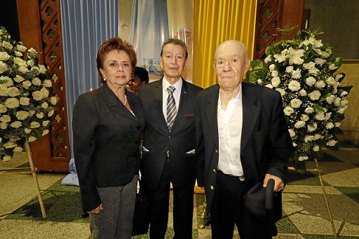 Martha Cecilia Duque de Valencia, Javier Valencia Marulanda y Antonio Duque Ruiz. Martha Cecilia Duque de Valencia, Javier Valencia Marulanda y Antonio Duque Ruiz.