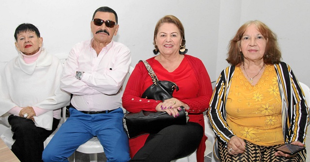 Gloria Valencia, Luis Ángel Medina, Dali Gris Fernández y Fanny Jaramillo. Gloria Valencia, Luis Ángel Medina, Dali Gris Fernández y Fanny Jaramillo.