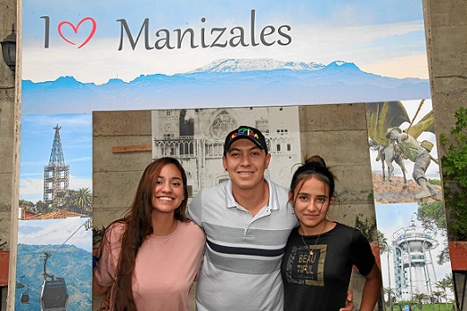 Tatiana Franco, Diego Fernando Toro y Catalina Quintero, de Bogotá.