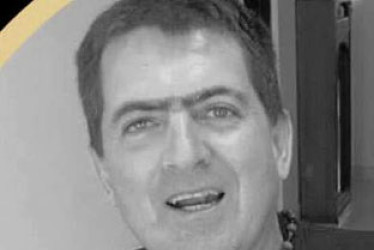 Foto | Cortesía | LA PATRIA  A los 53 años fallecido el manzanareño Claudio Alejandro Gómez, quien vivía en la ciudad de Yopal, Casanare. Sus familiares lo recuerdan como un buen padre, hermano, hijo, tío y abuelo. Claudio hizo parte de la banda del Instituto Manzanares ganadora del premio a la simpatía en Paipa.