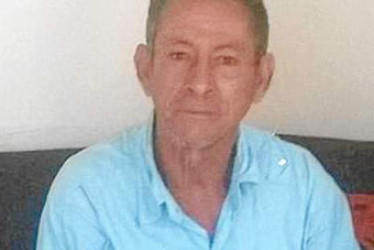 Con gran nostalgia, la comunidad Samaneña despidió a Luis Carlos Duque Cardona, quién falleció luego de padecer una enfermedad. Fue integrante del Cuerpo de Bomberos de Samaná por más de dos décadas, institución en la que se ganó la admiración y afecto de sus compañeros y superiores, recibió felicitaciones por su abnegación y entrega con el cuerpo bomberil. Su féretro fue trasladado a las instalaciones del Cuerpo de Bomberos, donde permaneció en cámara ardiente. Una gran multitud lo acompaño hasta el cement