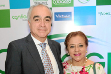 Alejandro Ceballos Márquez y Mónica Palacio Aguilera.