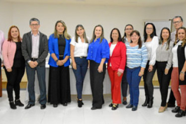 Jorge Hernán Botero Restrepo, Gerente Comercial LA PATRIA; Lorena Osorio, Rubén Darío Gil, Yuliana Estrada, Olga Carmenza Gutiérrez Marín, Juliana Valencia, Martha Cecilia Idárraga, Gloria Carmenza Giraldo, Ligia Ramírez, Juliana Marulanda, Mariana Cedeño, Fernando Martínez, Bivíana Herrera y Manuela Suárez Martínez, Jefe administrativa y de recursos humanos LA PATRIA.