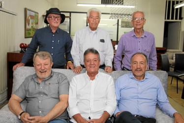 Foto | Argemiro Idárraga | LA PATRIA Luis Fernando Aristizábal, Octavio Zapata Ospina, Gonzalo Gómez Quintero, Blas Betancur C, José Leonel Bolívar Obando y Álvaro Gómez Quintero.