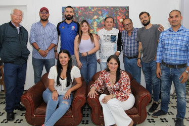 Foto | Argmiro Idárraga | LA PATRIA Olga Patricia Valencia Salazar, Mariana Orozco, Luis Fernando Valencia Álvarez, Octavio Zapata Ospina, Juan Guillermo Mancera, Ximena Ceballos Londoño, Daniel Muñoz Díaz, Jorge Iván Meza Franco, Jacobo Osorio Álvarez y Robinsón Salazar.