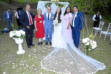 Fotos | Argemiro Idárraga | LA PATRIA Marco Tulio León, María Nelly González, Sergio Alejandro León, Laura Linares Henao, Elizabeth Henao y Gustavo Linares.