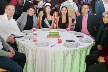 Fotos | Dario Augusto Cardona | LA PATRIA Luis Henao, Bryan Muñoz, Gustavo 'Dkch', Ana María Marín, María Angélica Marín, Ricardo Lara, Eric Santhiago Lara y Valentín Arias.