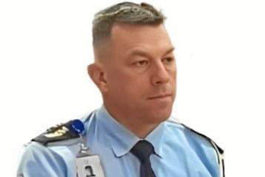 Foto | Cortesía | LA PATRIA  Luis Alexánder (AT28) fue escogido como el mejor agente de tránsito de febrero. Sus compañeros lo definen como un hombre correcto, respetuoso y que se destaca por sus diligencias con los ciudadanos. Además, lo felicitan por este reconocimiento.