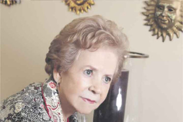 CUMPLEAÑOS 104 - SRA. OFELIA GARCÍA DE SUÁREZ