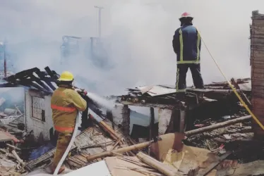 Esta es la casa que resultó afectada en el incendio. 