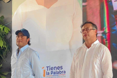 Foto | Tomada de Instagram de Nicolás Petro | LA PATRIA Nicolás y Gustavo Petro, hijo y padre, ambos políticos.