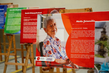 Las exposiciones muestran la historia de las personas mayores. 