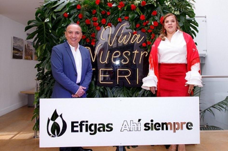 Fotos | Cortesía Efigas | LA PATRIA Carlos Alberto Mazeneth Dávila, gerente de Efigas, y Ana María Daza.