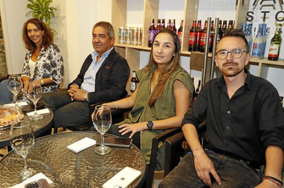 Fotos | Dario Augusto Cardona S | LA PATRIA María Victoria Betancourt, Jorge Hernán Botero Restrepo, Laura Rivera Echeverri y Jonathan Casallas.