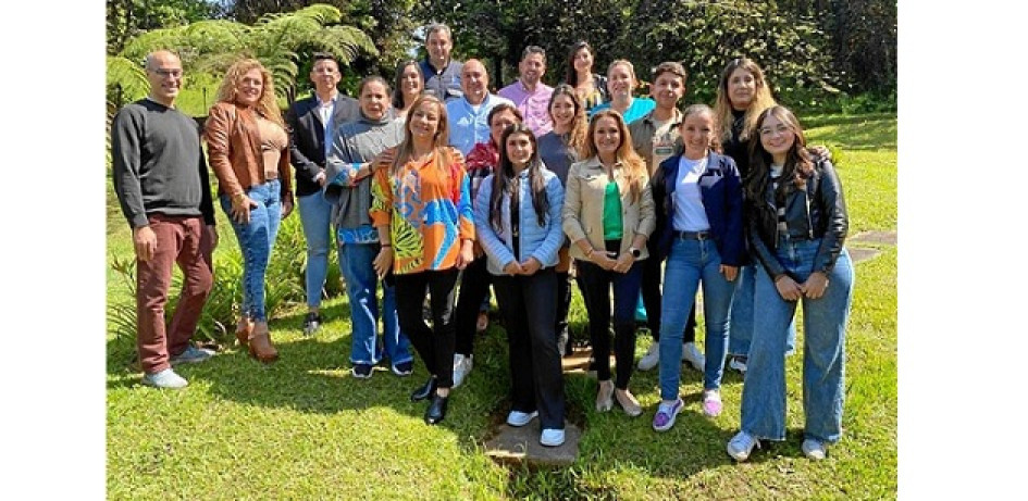 Foto | Archivo Patricular| LA PATRIA Inram Ilahi, Nancy Stella Garcia Giraldo, Camilo López, Lady Tatiana Serna Alzate, Erika Rincón Cárdenas, Luis Guillermo Navarro Sampayo, Fredy García Ramírez, Rodrigo Gutiérrez, Diana Marcela Morales Quintero, Andrea Carolina Castro Cabrera, Nicolás Botero, Margarita María Laverde Galvis, Adriana Cristina Mejia Sanchez, Manuela Andrea García Becerra, Ángela María Cortes Duque, Angélica Gómez Aguirre, Isabel Cristina Baeza Barcenas Cristina Marcela Ramírez Ortíz, María A