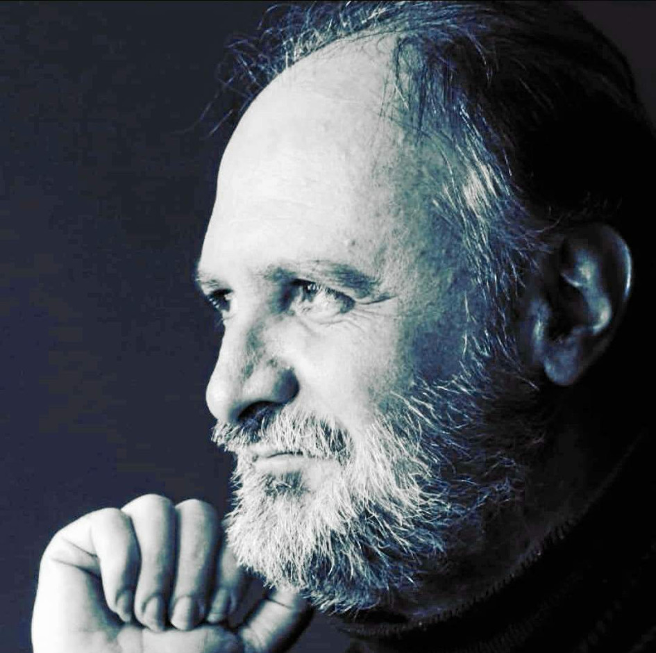 Foto | Lector | LA PATRIA Alejandro Gómez cumplió su tercer aniversario de fallecido. Familiares y amigos lo recuerdan con esta frase: “La persona se va pero su alma perdura”.