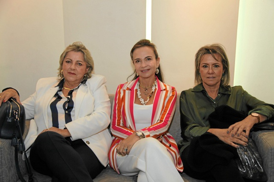 Fotos | Argemiro Idárraga | LA PATRIA Mónica Rodríguez, María Isabel Suárez de Hoyos y Clemencia Gómez.