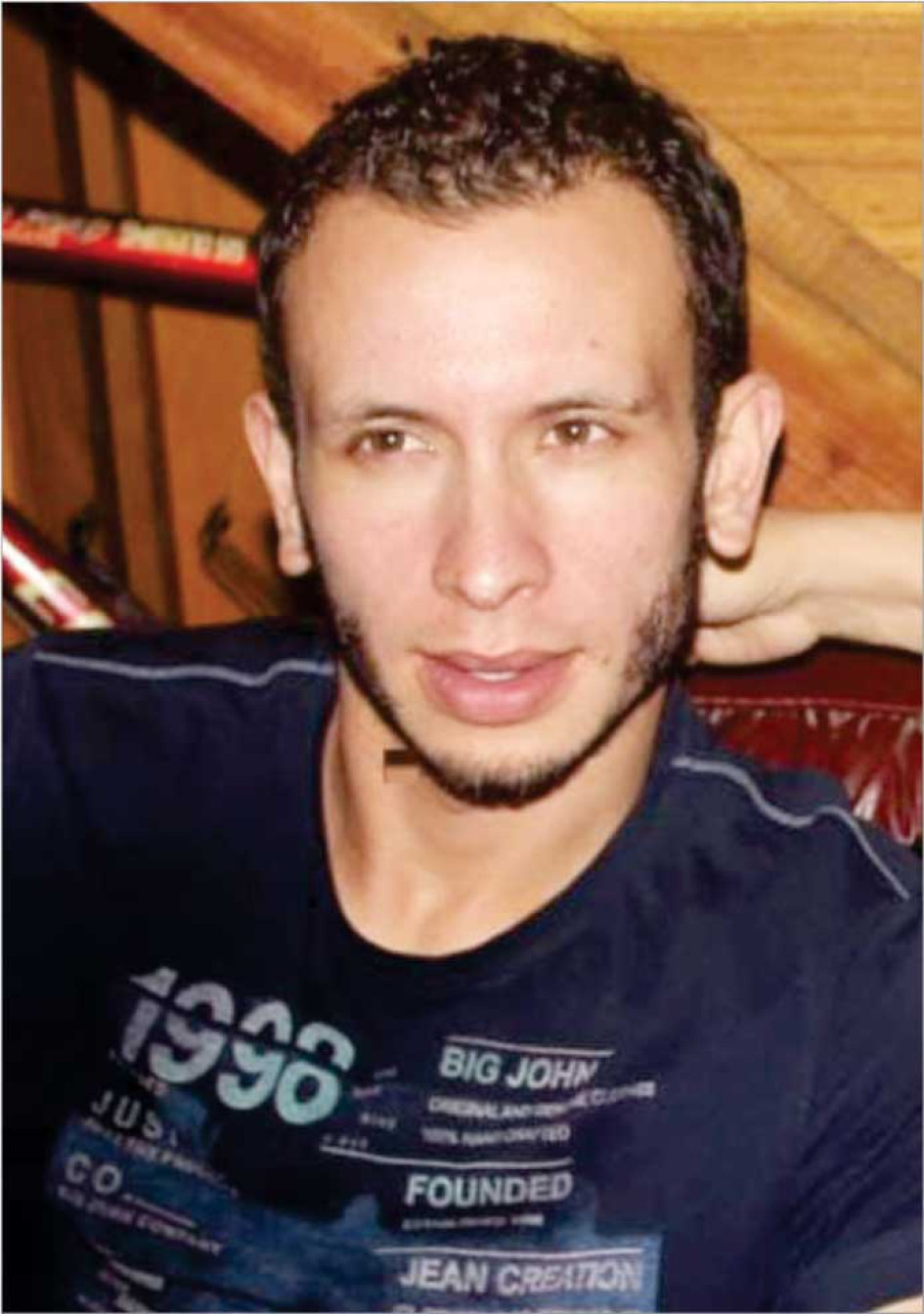 HIJITO AMADO Y EXTRAÑADO, tu recuerdo, sigue siendo mi soporte. Tuviste una infancia feliz; tu adolescencia, permitió que crecieras siendo un hombre bueno, lleno de valores y con amor infinito por Dios; llegaste a la juventud, obteniendo éxitos personales, logros académicos y satisfacciones profesionales, pero empezando tu adultez, cuando soñabas recoger y disfrutar lo cosechado, tu vida se apagó, para llenar las nuestras de tristeza y desolación. No has dejado de estar presente, un solo día, pero tu ausenc