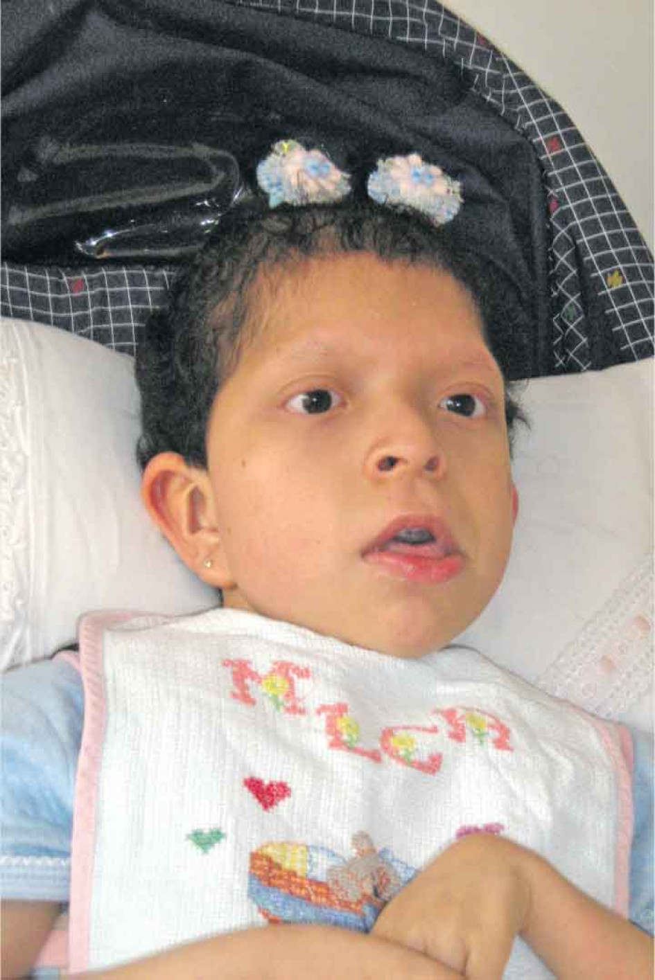 MARÍA LUCIA CÁCERES ALZATE