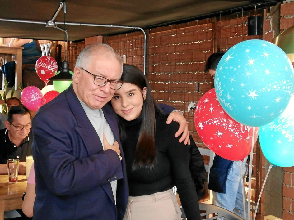 Foto | Argemiro Idárraga | LA PATRIA José Fernando Rodas Rivera celebró el cumpleaños de su hija, Isabela Rodas Tabares, con un almuerzo en el restaurante La Patateria.