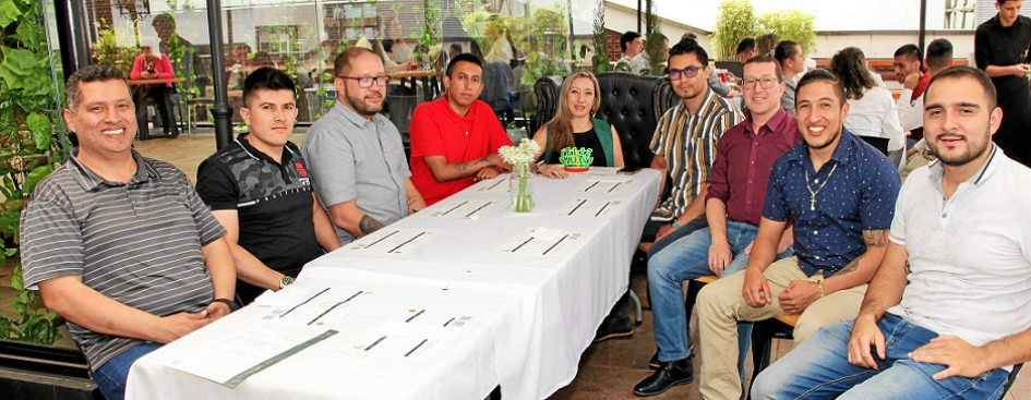 Foto | Argemiro Idárraga | LA PATRIA William Hernández, José Andrés Agudelo, Javier Moncaleano, Santiago Giraldo, Carolina Duque, Ronald Felipe Camargo, Jhon Jairo Cardona, Daniel Andrés Sánchez y Edward Vásquez.
