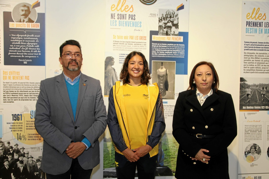 Carlos Arturo Gallego Marín, Stefanía Gómez Hurtado, deportista caldense presente en los Juegos Olímpicos, y Marcela Echeverry Henao Carlos Arturo Gallego Marín, Stefanía Gómez Hurtado, deportista caldense presente en los Juegos Olímpicos, y Marcela Echeverry Henao
