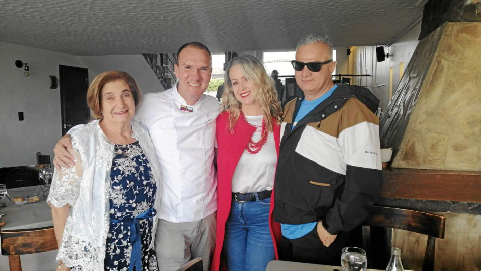 Teresa Aristizábal, Jorge Mario Gómez, Nubia Estela Villegas y Mauricio Martínez.