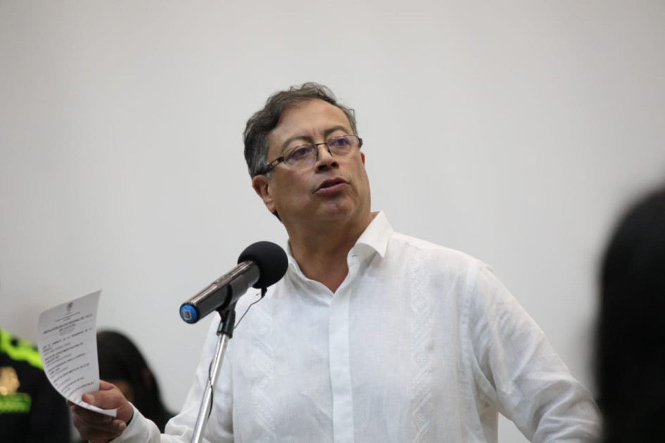 Presidente Petro anuncia que el Reino Unido dejará de exigir visa a turistas colombianos Presidente Petro anuncia que el Reino Unido dejará de exigir visa a turistas colombianos