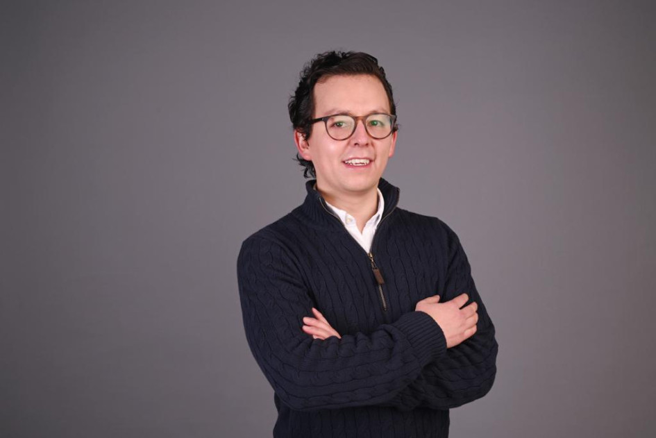 Diego Andrés Rosas Pineda, CFA, destacado experto en finanzas, ofrece recomendación de inversiones e instrumentos de capital Diego Andrés Rosas Pineda, CFA, destacado experto en finanzas, ofrece recomendación de inversiones e instrumentos de capital