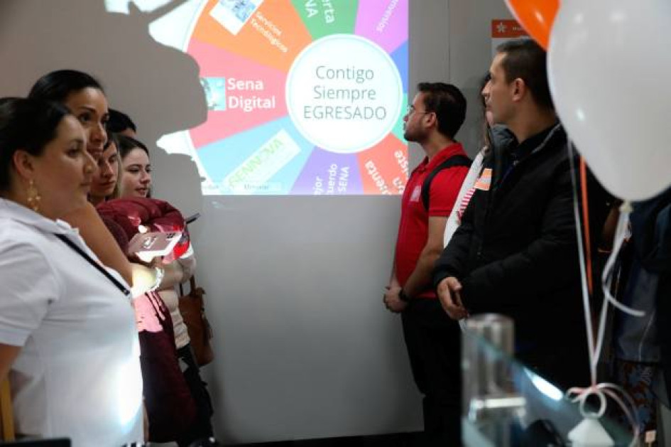Los servicios que ofrece el Sena son gratuitos y no requieren de intermediarios. Los servicios que ofrece el Sena son gratuitos y no requieren de intermediarios.