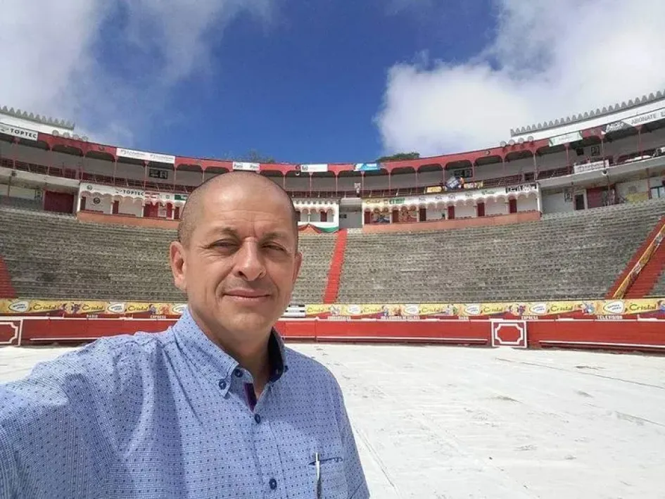 Murió el cronista taurino manizaleño Paco Ayala Murió el cronista taurino manizaleño Paco Ayala