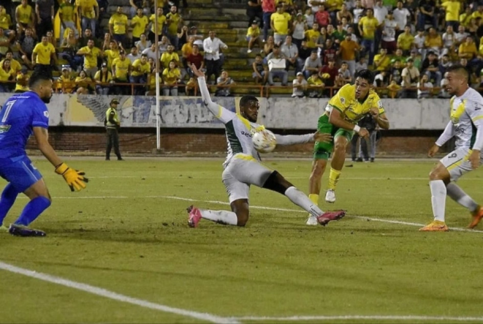 El equipo cafetero buscará revertir el resultado conseguido en Armenia y lograr volver a la máxima categoría del fútbol colombiano. El equipo cafetero buscará revertir el resultado conseguido en Armenia y lograr volver a la máxima categoría del fútbol colombiano.