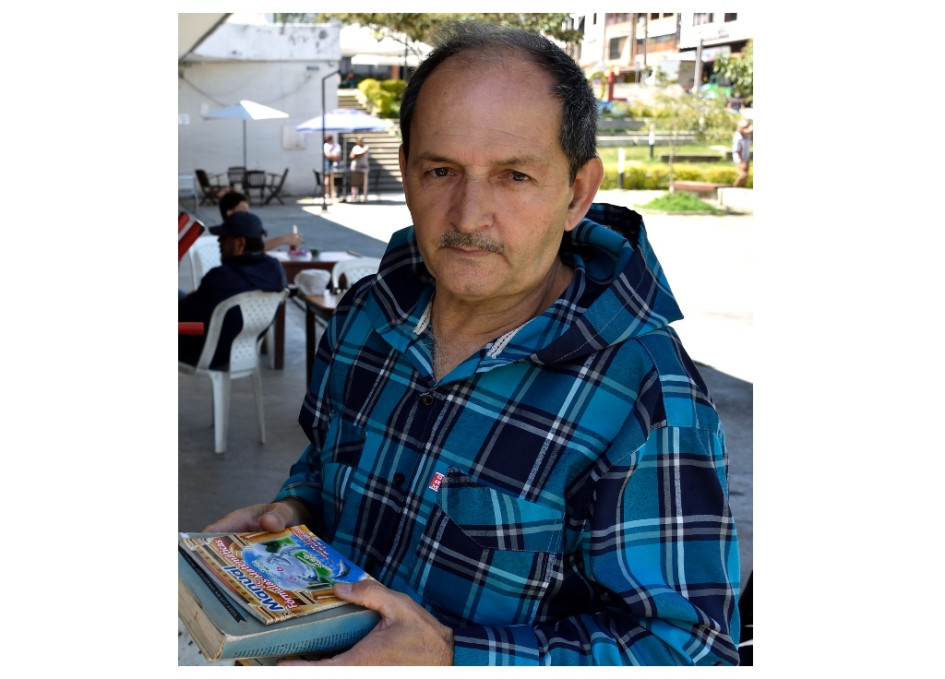 Gustavo Vergara Cardona, poeta. Gustavo Vergara Cardona, poeta.