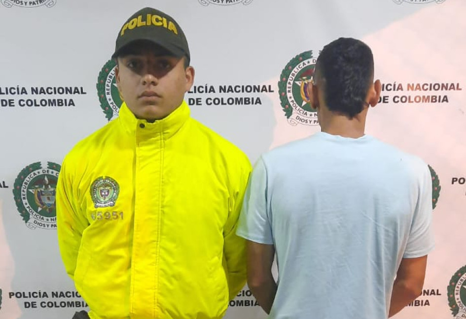 Alias Kipitos, según testigos, ingresó al establecimiento y le disparó a su víctima. Alias Kipitos, según testigos, ingresó al establecimiento y le disparó a su víctima.