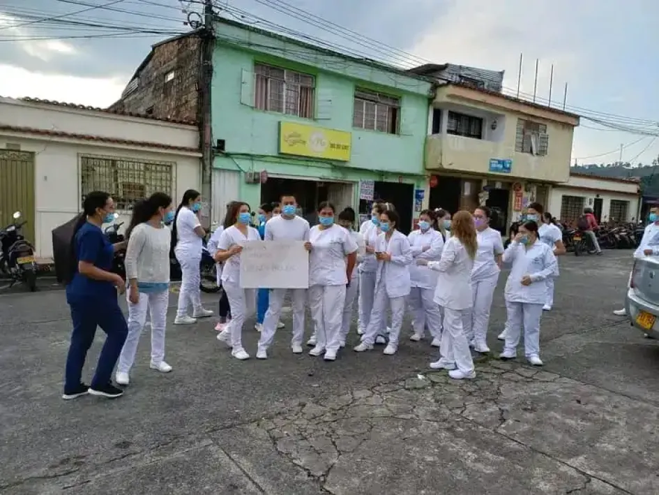 En el Hospital San Marcos de Chinchiná están en huelga por el no pago de salarios En el Hospital San Marcos de Chinchiná están en huelga por el no pago de salarios