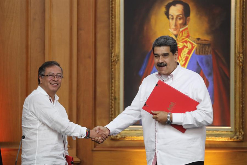 Gustavo Petro y Nicolás Maduro. Gustavo Petro y Nicolás Maduro.