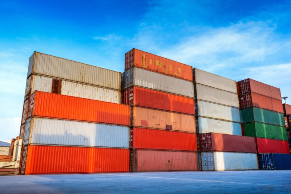 Gobierno colombiano estudia arancel del 40 % para importación de confecciones Gobierno colombiano estudia arancel del 40 % para importación de confecciones