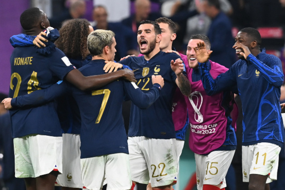 La celebración de los franceses por el gol de Theo Hernández a los cinco minutos del primer tiempo. La celebración de los franceses por el gol de Theo Hernández a los cinco minutos del primer tiempo.