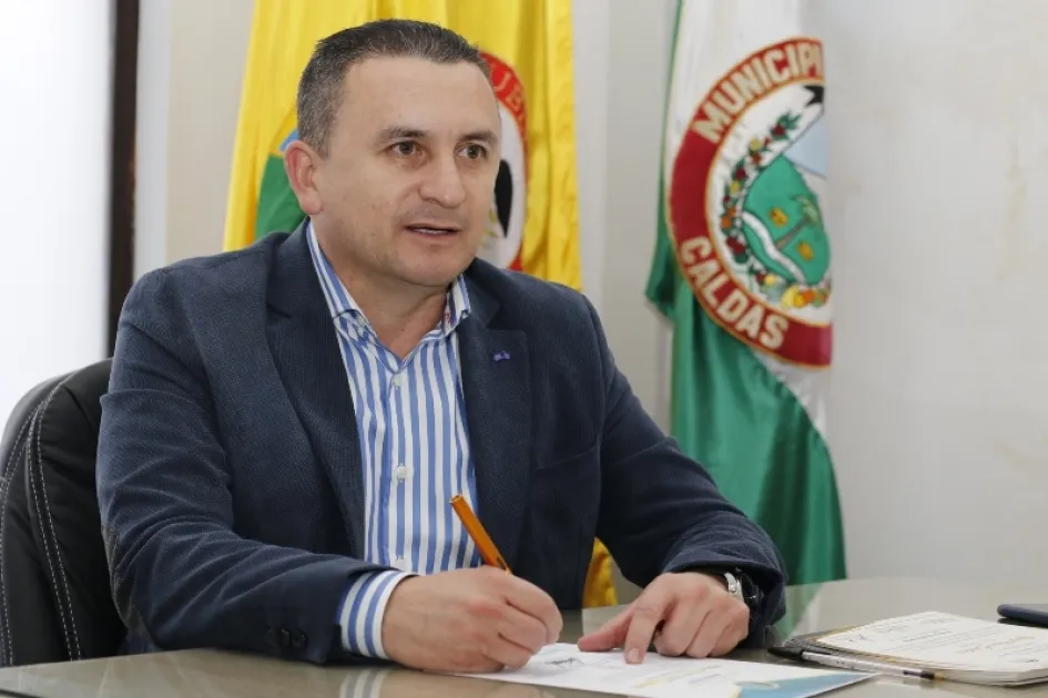 Jorge Orbay Marín Ceballos, alcalde de Villamaría. Jorge Orbay Marín Ceballos, alcalde de Villamaría.