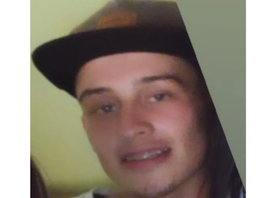 Elkin Esteban Gómez Franco, de 20 años. Elkin Esteban Gómez Franco, de 20 años.