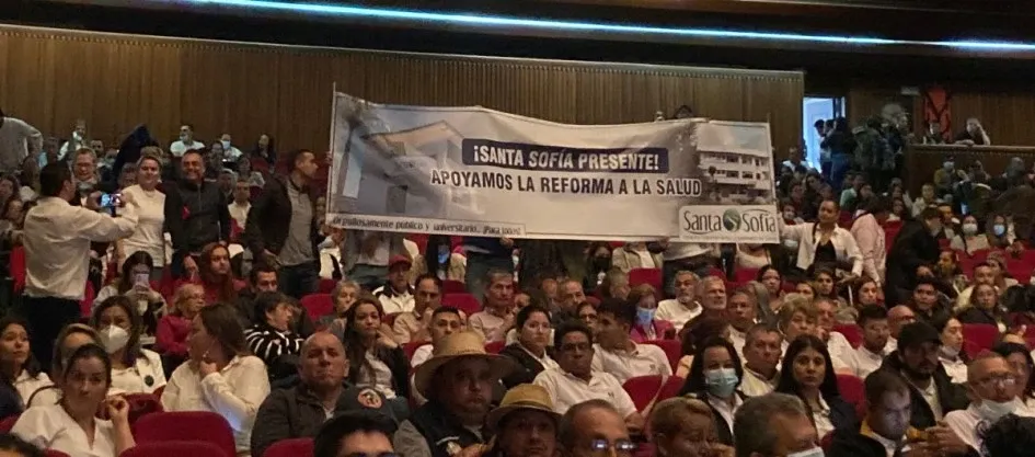 La audiencia pública fue ayer en el Teatro Los Fundadores. La audiencia pública fue ayer en el Teatro Los Fundadores.