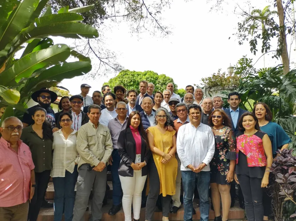 Gobierno y Eln valoran de manera positiva la reunión extraordinaria en Caracas Gobierno y Eln valoran de manera positiva la reunión extraordinaria en Caracas