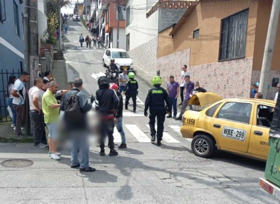 Esta es la esquina en la que se presentó el accidente entre el motociclista y el taxista. Esta es la esquina en la que se presentó el accidente entre el motociclista y el taxista.
