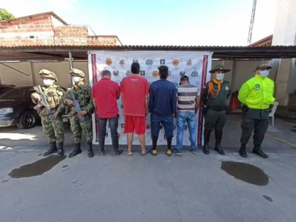 Los detenidos. Los detenidos.
