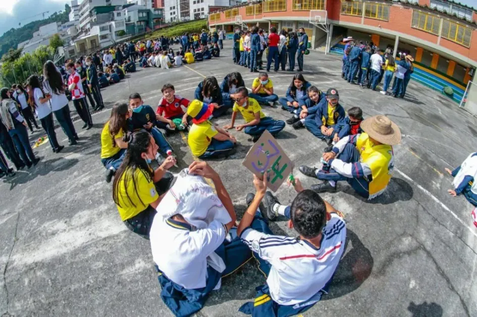 Colegio de Cristo, entre los 13 mejores del país Colegio de Cristo, entre los 13 mejores del país