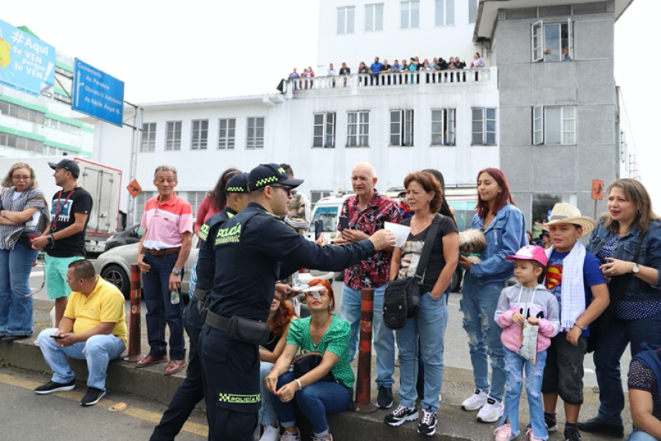 Aunque la Policía reportó más tranquilidad en esta Feria, casos de hurto, riñas e irrespeto a la autoridad empañaron los festejos. Aunque la Policía reportó más tranquilidad en esta Feria, casos de hurto, riñas e irrespeto a la autoridad empañaron los festejos.