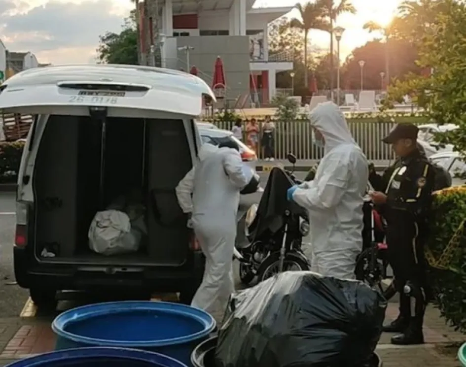 La pelea fue entre dos compañeros de trabajo.