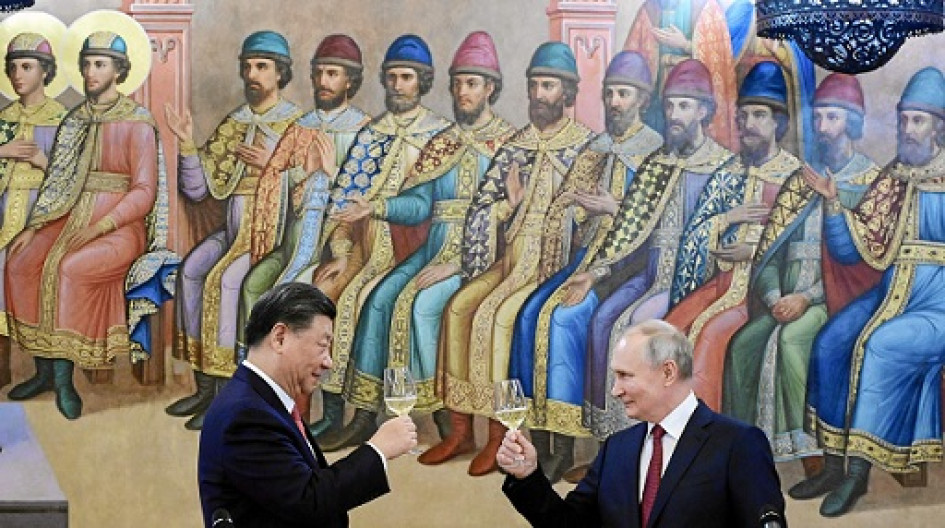 Foto | EFE | LA PATRIA Vladímir Putin despide a su aliado Xi Jinping. Foto | EFE | LA PATRIA Vladímir Putin despide a su aliado Xi Jinping.